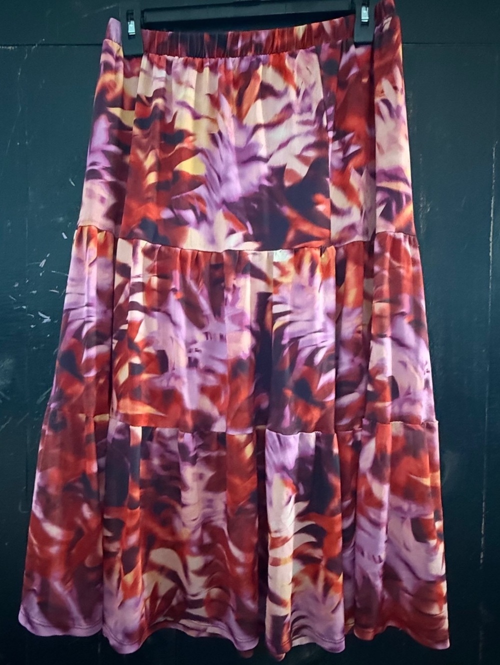 Harlow & Row Abstract Floral Tiered Midi Skirt Purple Burgundy Women’s Medium